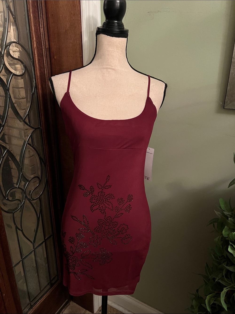 Madden Girl Wine-Red Spaghetti Strap Dress